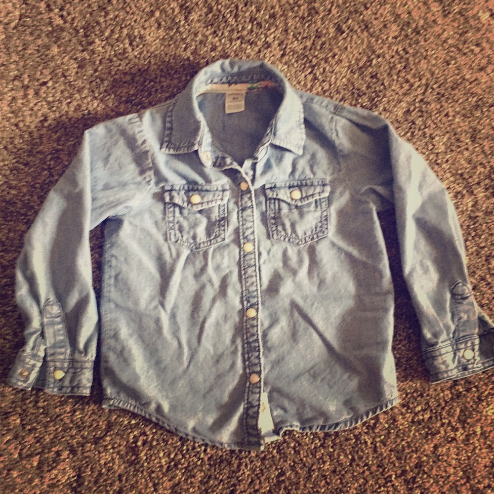 Carter’s 4T blue jean shirt